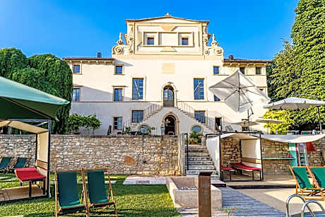 Villa Balis Crema Verona Hills - Adults Only