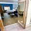 Holiday Inn Express and Suites Fort Lauderdale Airport West By IHG