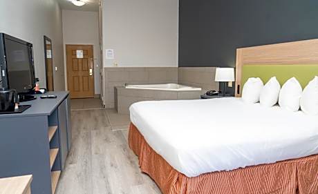 King Suite with Whirlpool - Non-smoking