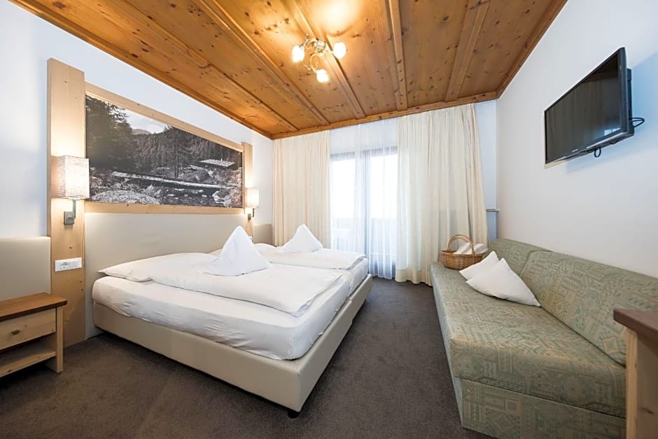 Hotel Alpenhof