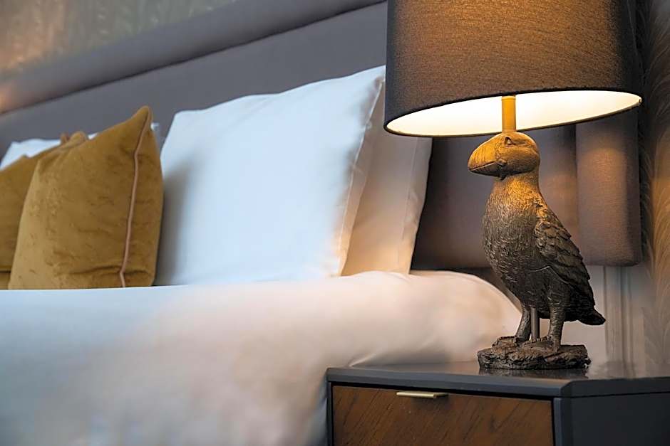 Lanelay Hall Hotel & Spa