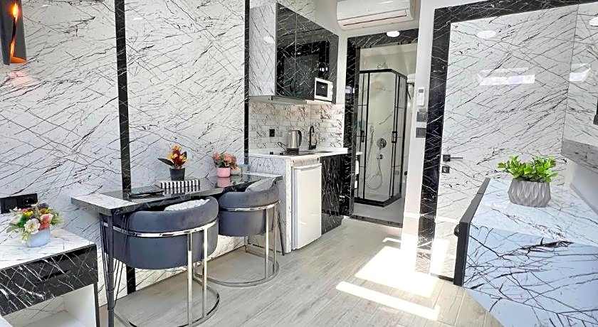 Taksim Larissa hotel suites