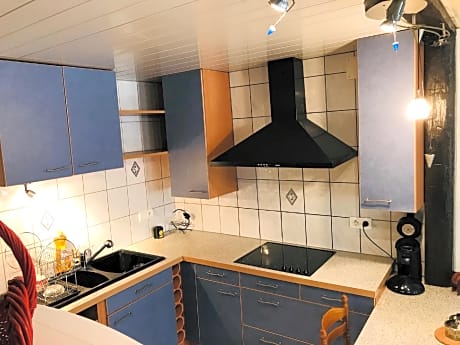Hansel-Apartment-Family-Ensuite-Courtyard view