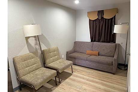 Queen Bed Non-Smoking