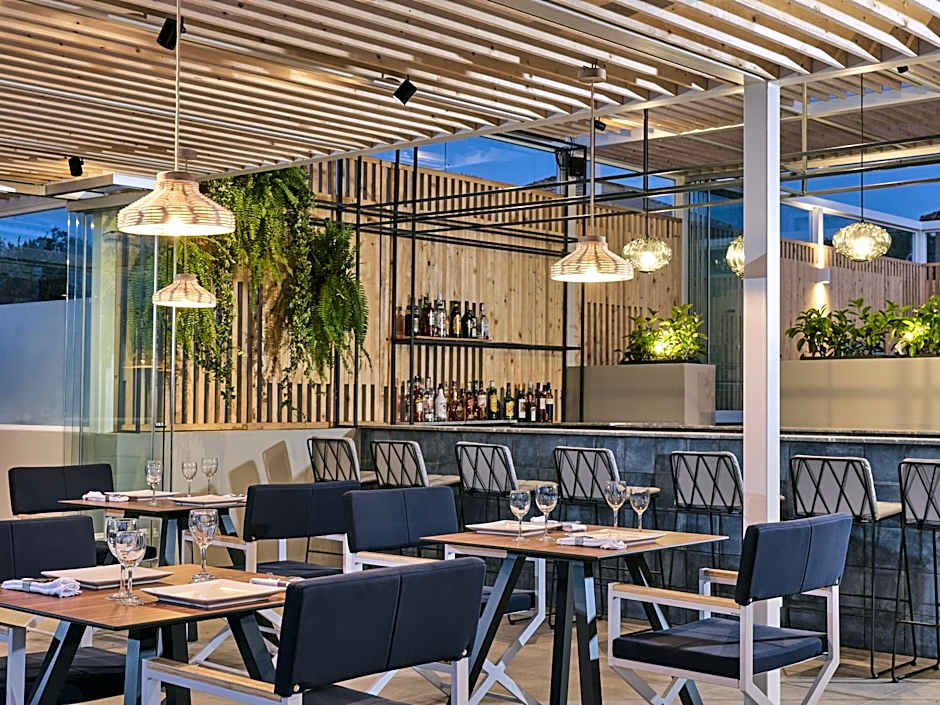 Hotel St.John Suites Adults Only