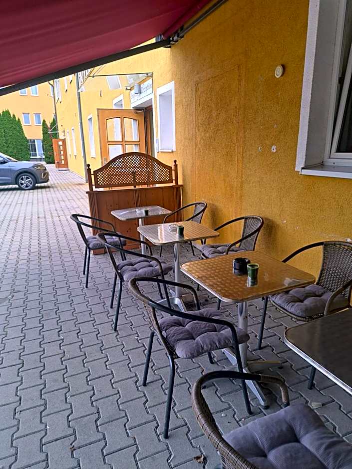 Hotel A8 Lukas bei Blue