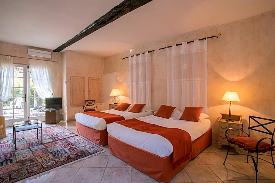 Château de Floure - SPA et piscine extérieure chauffée