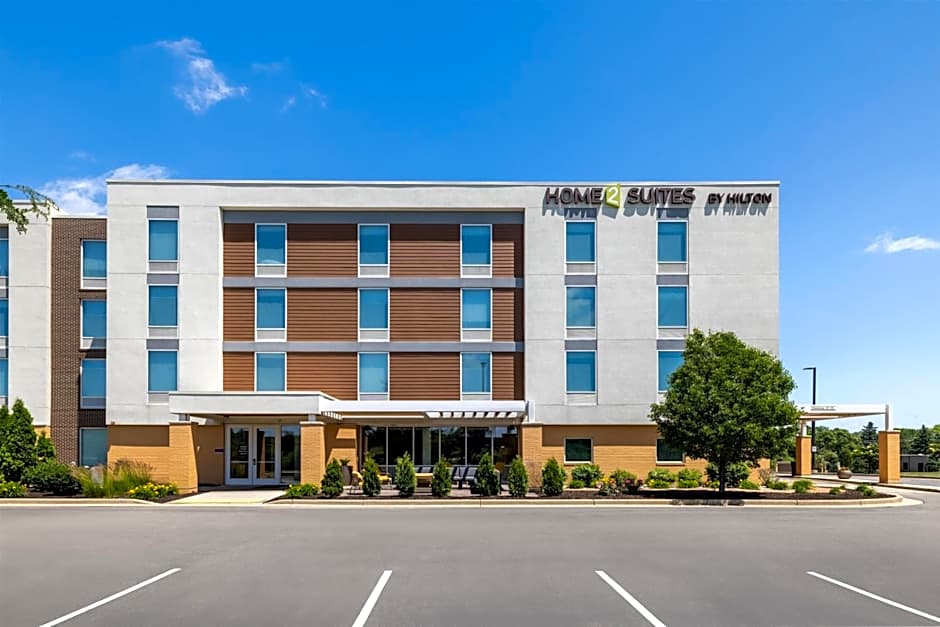 Home2 Suites by Hilton Milwaukee Brookfield