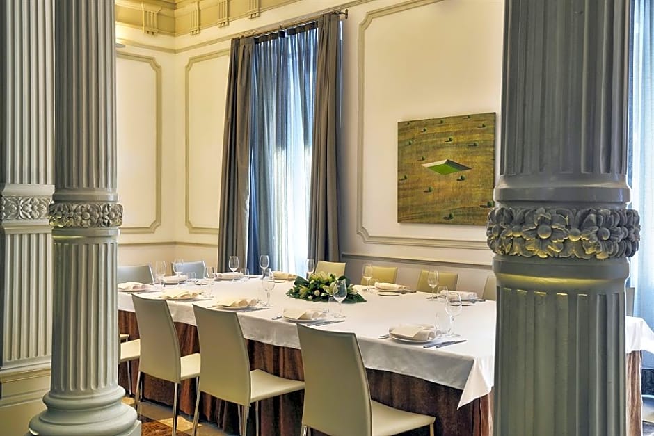 NH Collection Madrid Palacio de Tepa