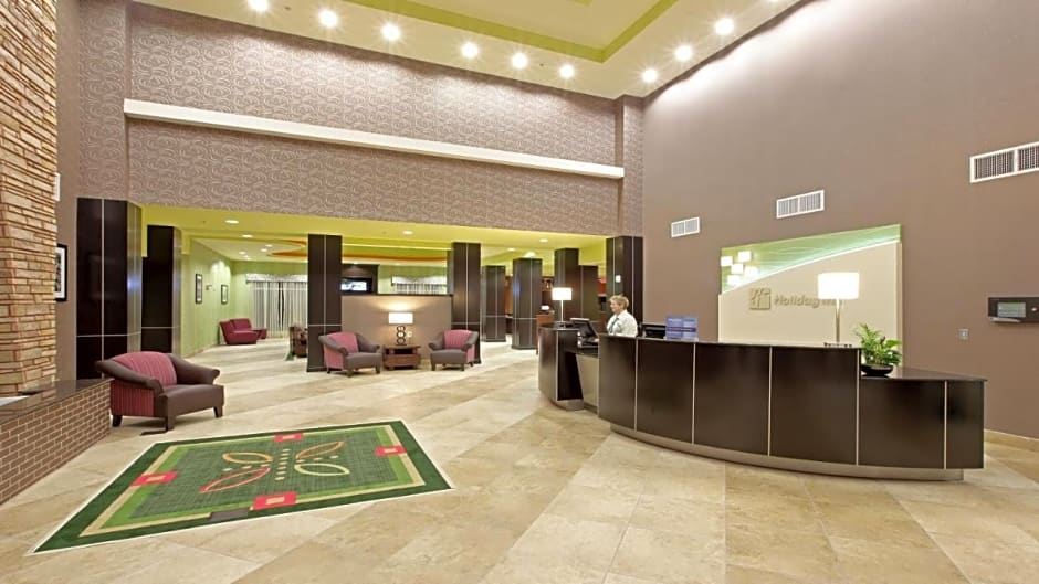 Holiday Inn Garland By IHG