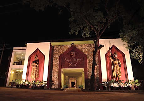 Royal Bagan Hotel