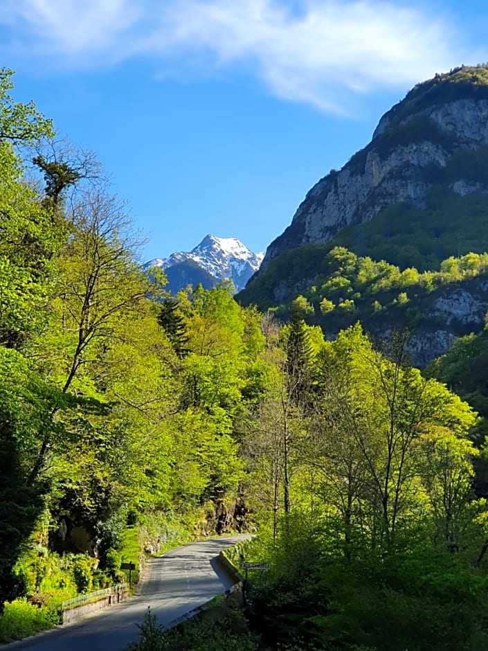 Auberge La Caverne