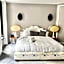 The place to be in Saint Germain des Près - Montana 2