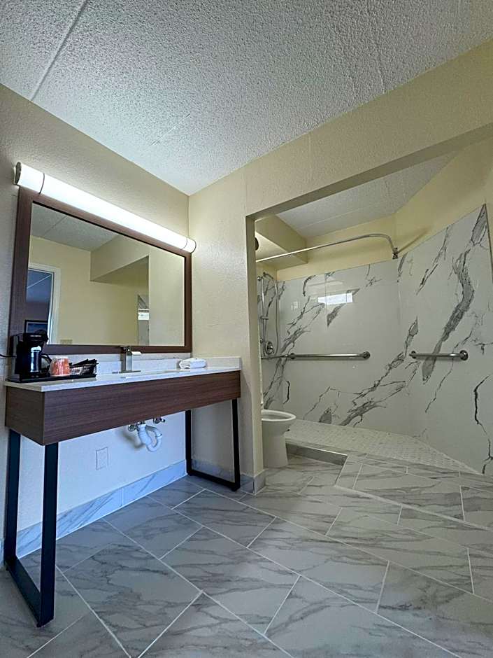 Quality Inn Mason Near Kings Island