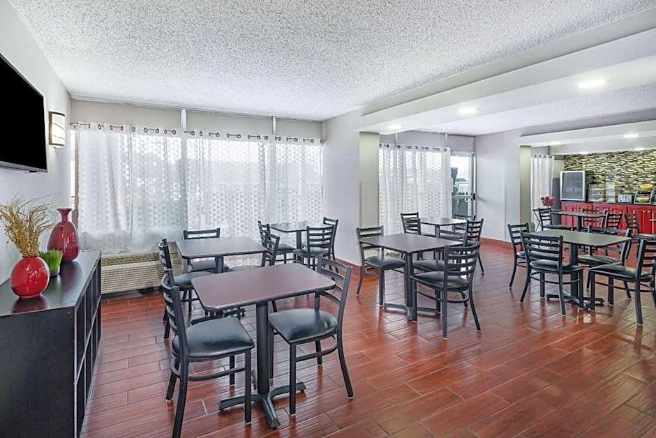 Days Inn by Wyndham Charlottesville/University Area