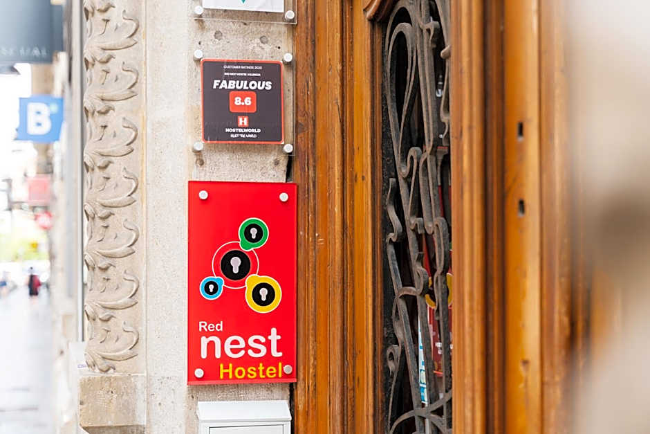 Red Nest Hostel