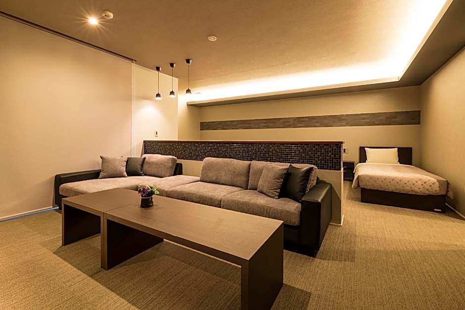 GRAND BASE HAKATA STATION