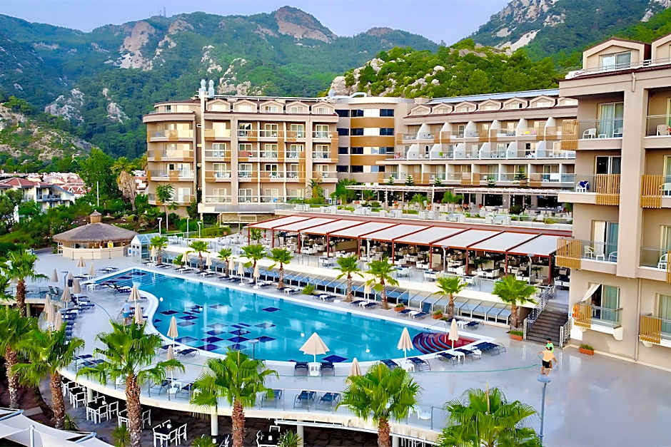 Turunc Premium Hotel