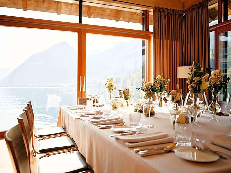 TAUROA Seehotel Grundlsee