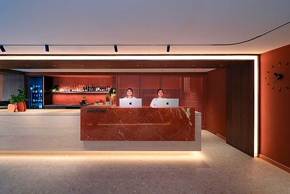 Muang Phol Hotel Bangkok Siam - Newly Renovated
