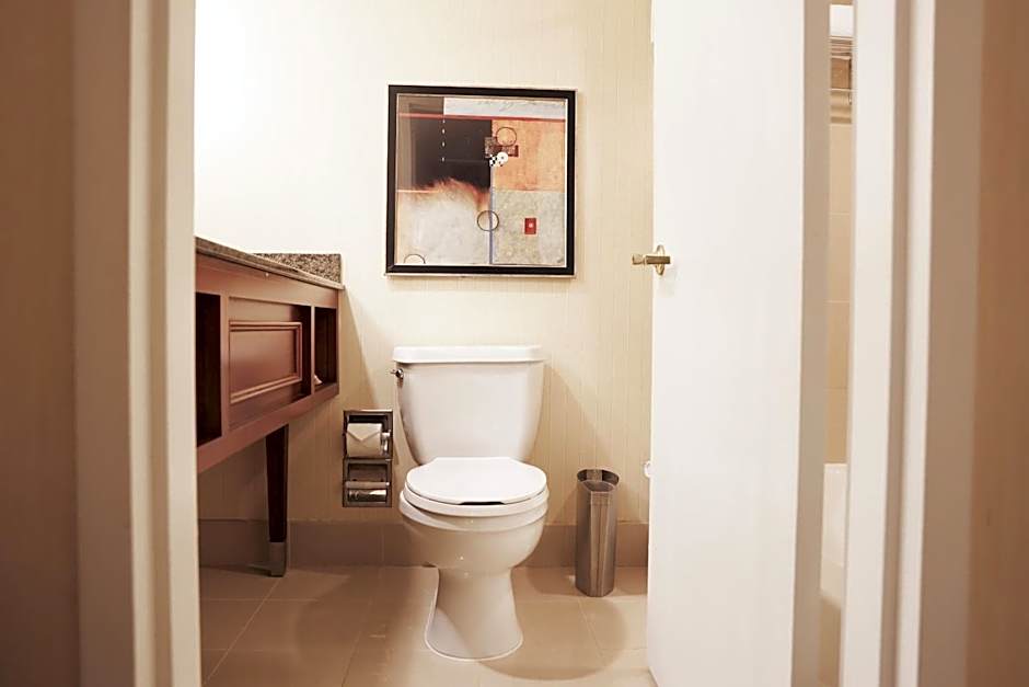 Ontario Airport Hotel & Conference Center