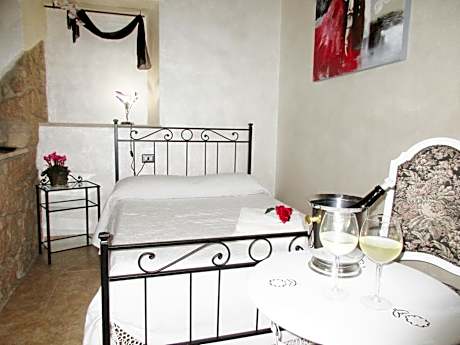 Single Room with Private Bathroom