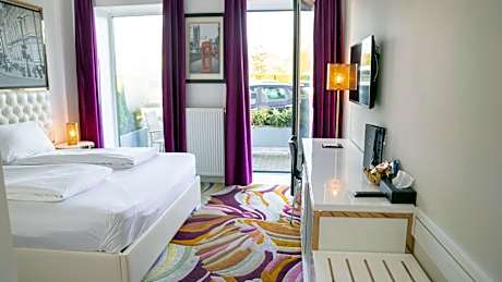 Double Room with Terrace