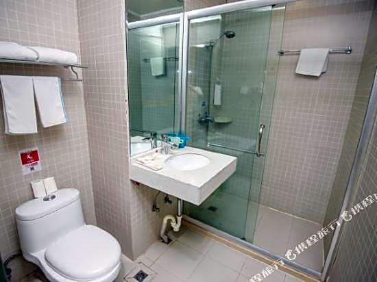 Nanyuan Inn (Ningbo Tianyi Square Caihong South Road)