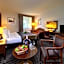 Hotel Selsky Dvur - Bohemian Village Courtyard