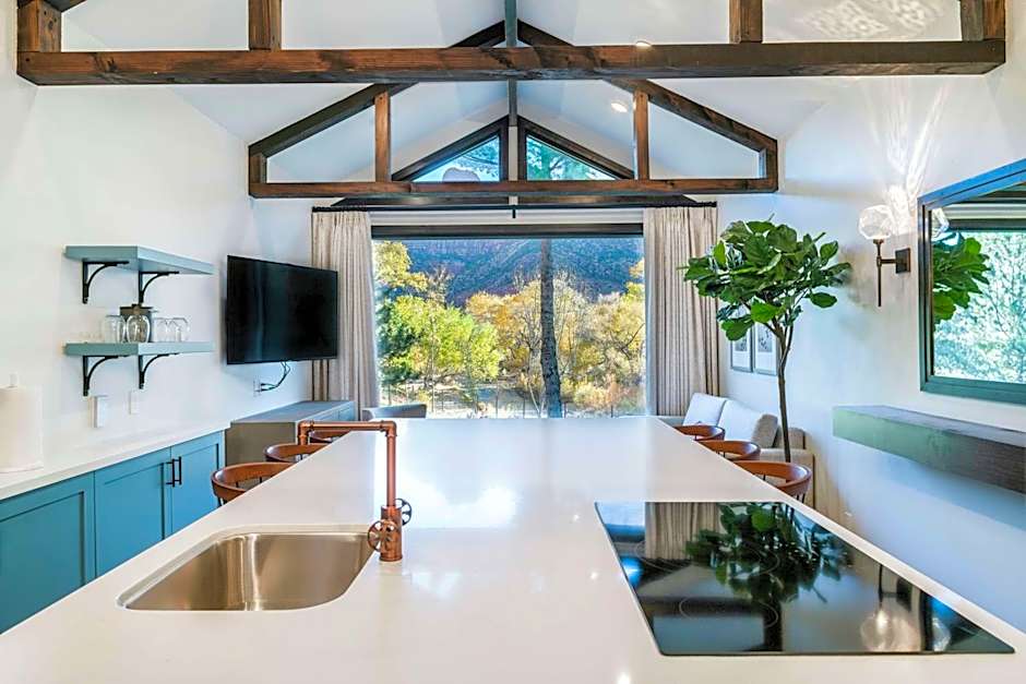 Cliffrose Springdale, Curio Collection by Hilton