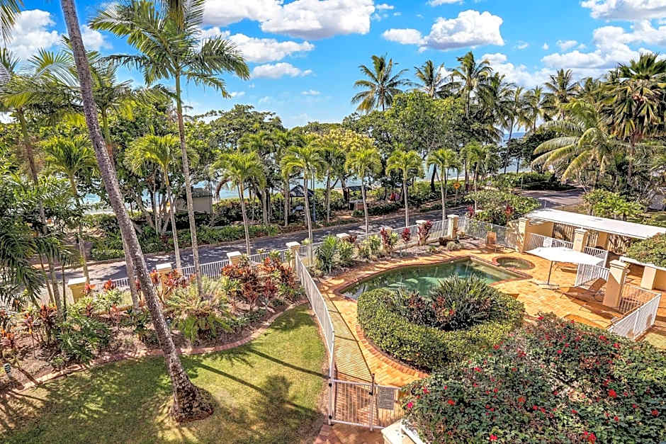 On The Beach Holiday Apartments