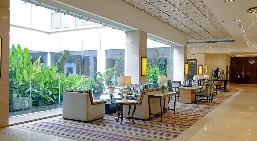 Balaji Sarovar Premiere