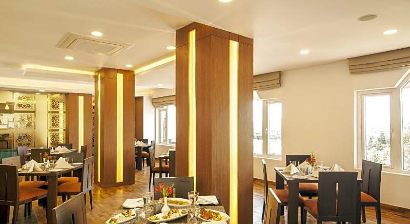 Sterling Ooty Elk Hill