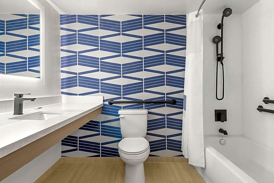 City Express by Marriott Charlotte South End