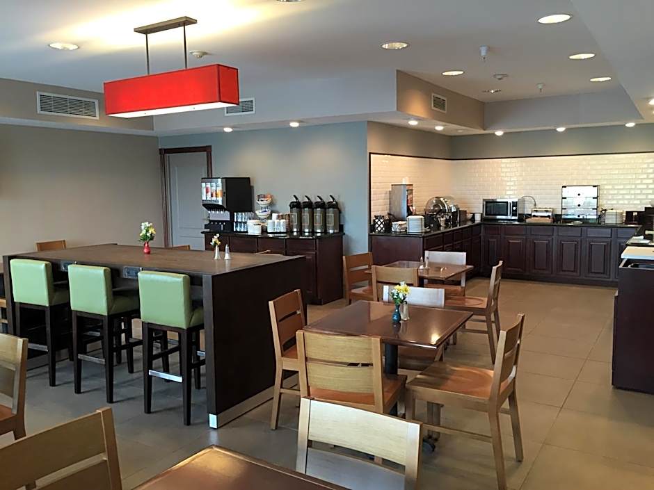Country Inn & Suites by Radisson, Lima, OH