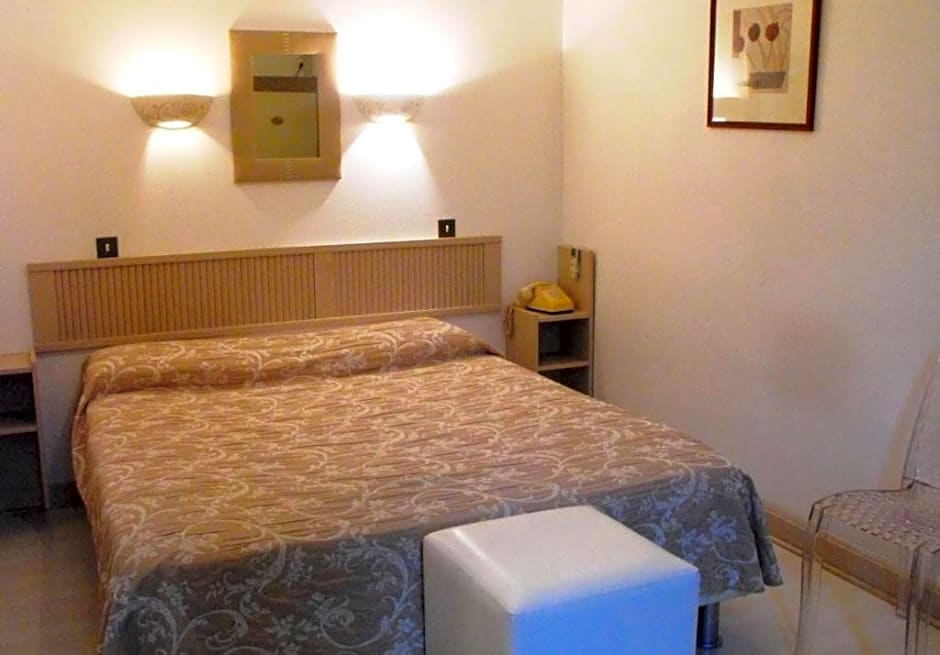 LOGIS HOTEL LES CAPUCINS