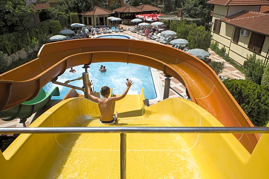 Villa Moonflower Aparts&Suites