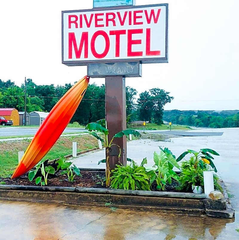 Riverview Trout Lodge