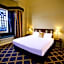 Carrington Hotel
