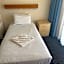 Holiday Lodge Motor Inn