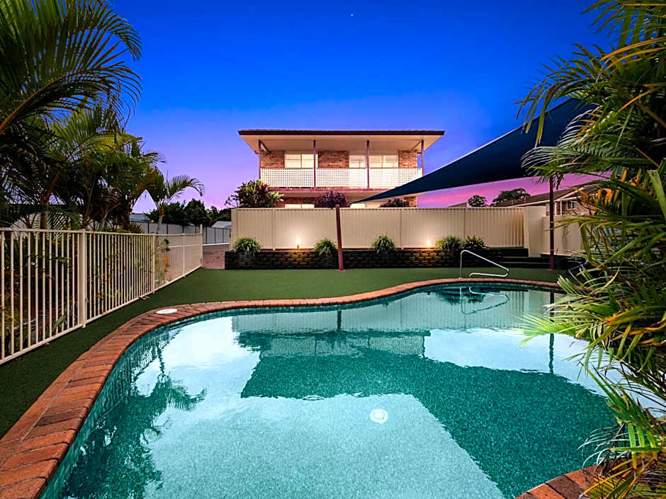Kennedy Drive Boutique Motel & Nursery- Close To City Centre & Airport
