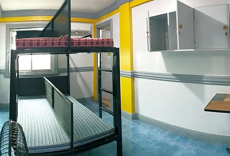 RGL Pinamalayan Condotel by RedDoorz