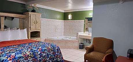 Sycamore Inn Chico University Area