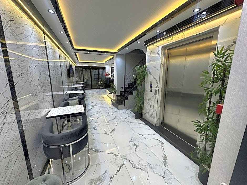 Taksim Larissa hotel suites