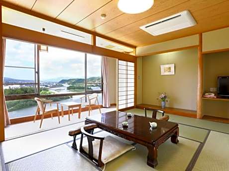 Japanese-Style Room