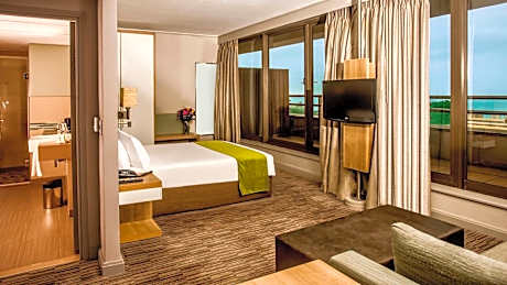 Suite 1 Queen Bed Non Smoking