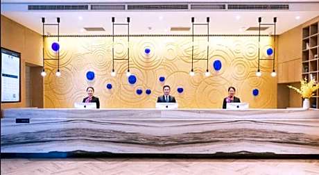 Atour Hotel Huaibei City Government Plaza