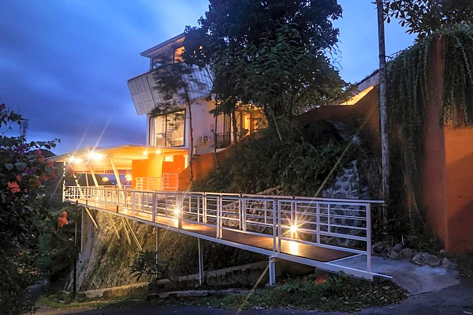Seven Havens Residence