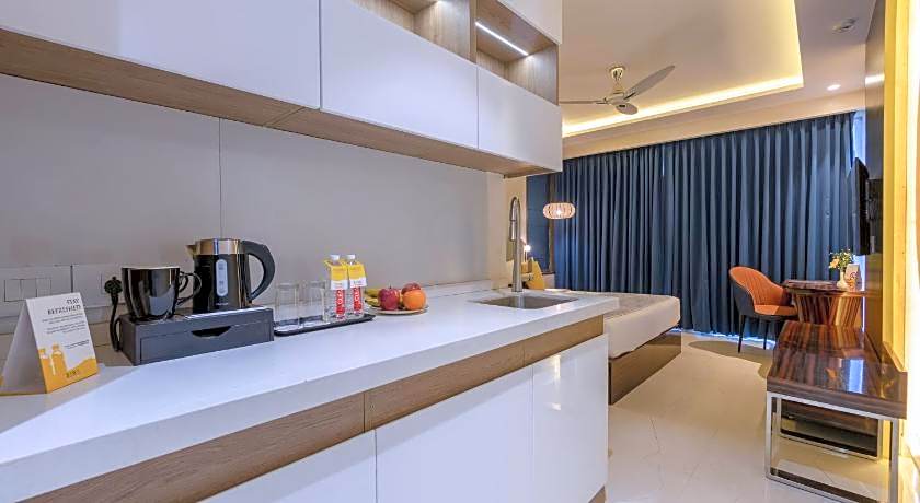 Vaabi Saabi Hotel – Gurgaon, NY