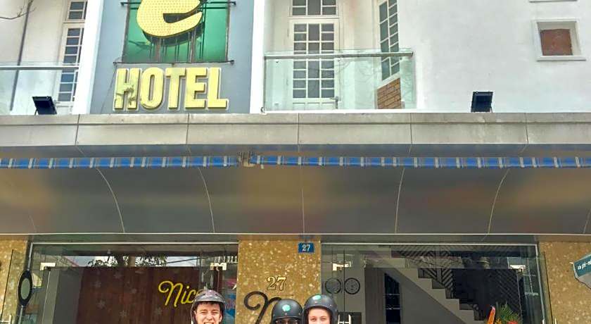 Nice Hue Hotel